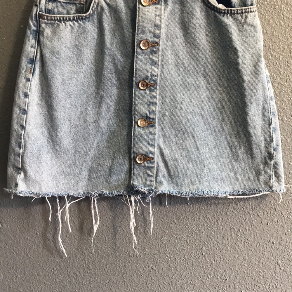 Zara Women’s Jean Skirt - Picture 2 of 8